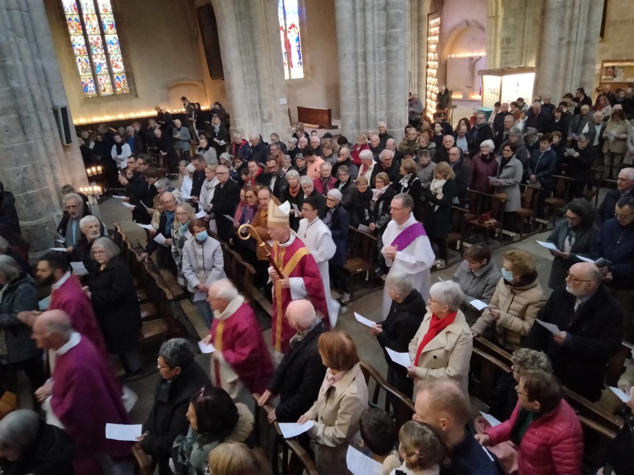 Sainte Claire Sainte Thérèse en Forez inauguration du jubilé des 800