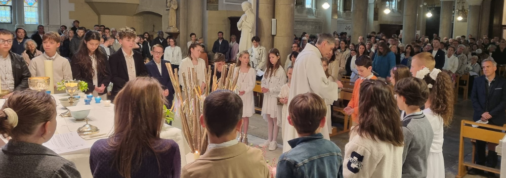 Sainte-Anne-de-Liseron : fête des 1ères communions