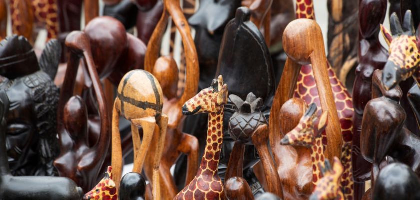 Exposition vente artisanat d'Afrique au profit des Pères Blancs