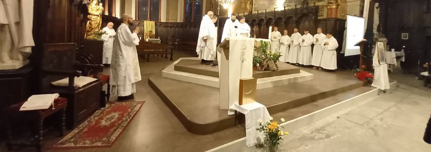 Saint-Étienne-Saint-Benoît : messe en rite maronite avec nos amis libanais